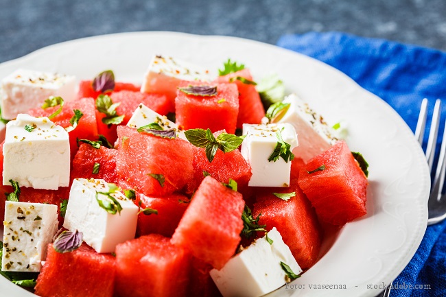 Wassermelonen Salat mit Gurke und Feta